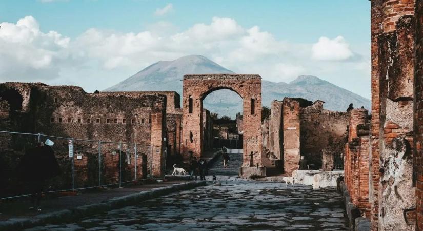 Pompeji romjai között öngyógyító betont fedeztek fel
