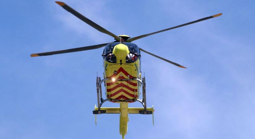 Durva baleset történt Devecsernél, két mentőhelikopter is érkezett a helyszínre