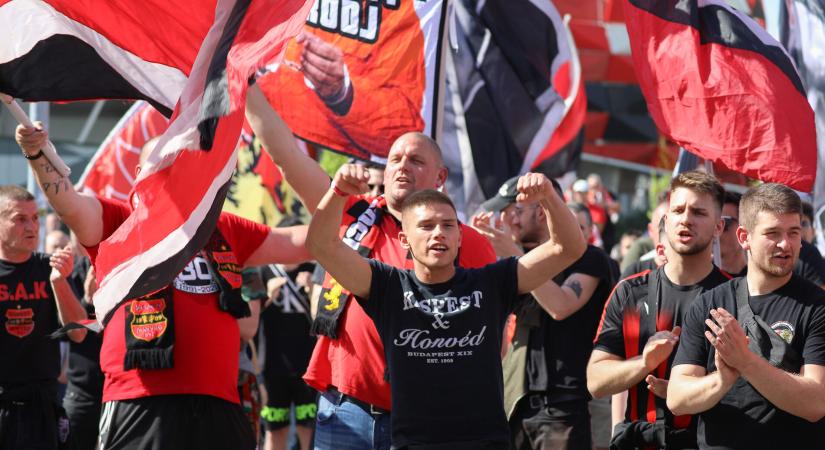 Szurkolói demonstráció Kispesten: a klublegenda szerint vissza kell szerezni a Honvéd identitását