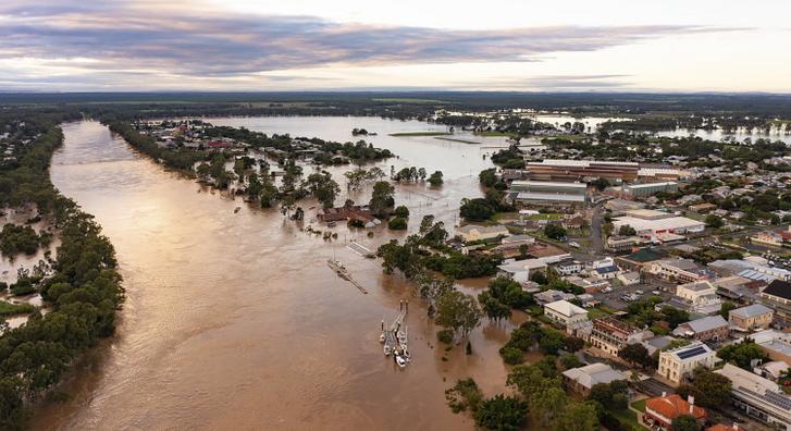 Özönvízszerű esőzések okoztak áradásokat Ausztrália délkeleti részén