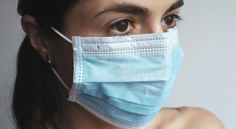 Már nem kell maszkot viselni a borsodi kórházakban