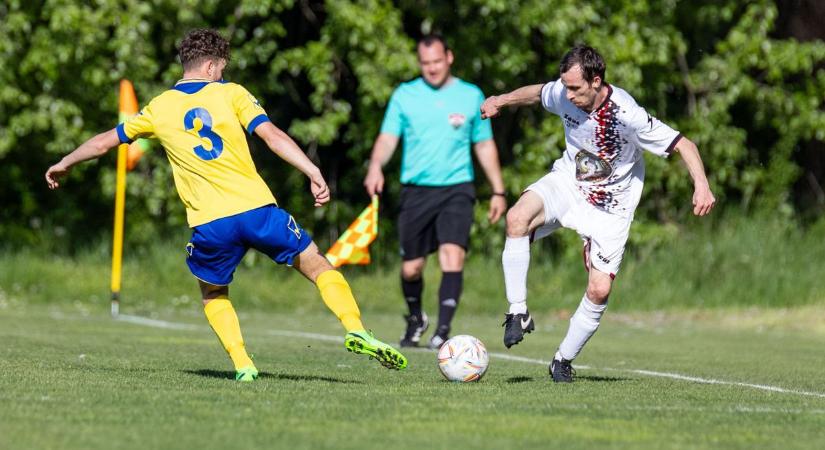 Fotókon mutatjuk a Dél-Balaton FC–Kaposmérő SE megyei derbit