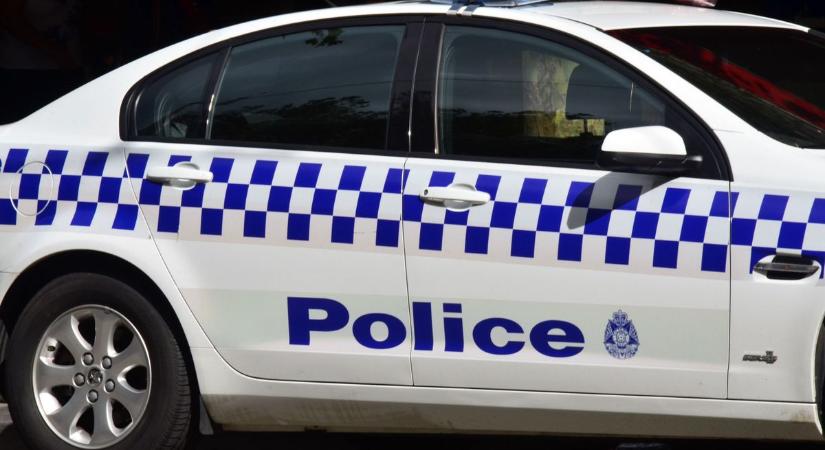 Egy kiégett autóban találtak rá egy nő holttestére Ausztráliában, gyilkossággal gyanúsítanak egy férfit