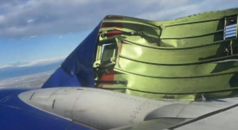 Újabb Boeing 737-800-as hullott szét a levegőben