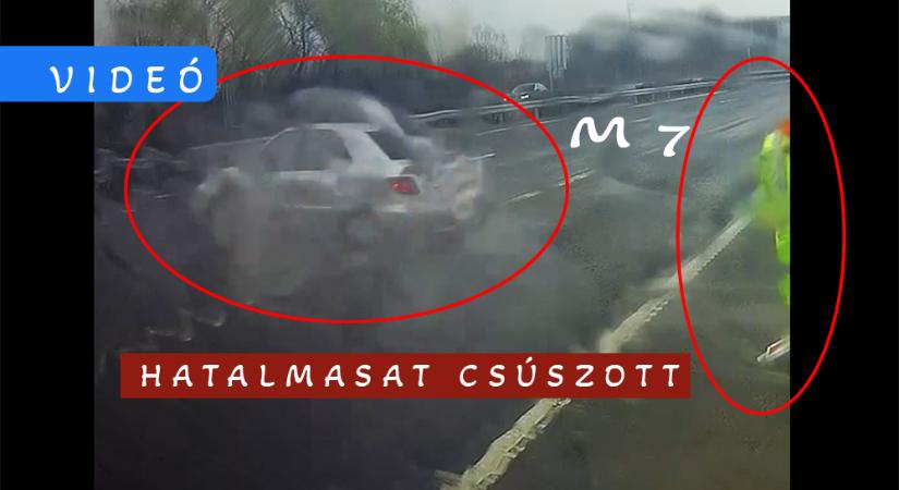 Az útellenőrt és autóját kapta el az M7-esen kis híján egy Citroen