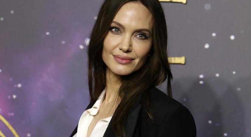 Angelina Jolie ritkán látott lányával tűnt fel New Yorkban – elképesztő a hasonlóság köztük