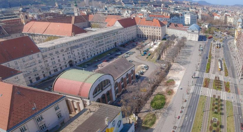 Kiderült, mikor nyitják meg a Városháza park újabb részeit