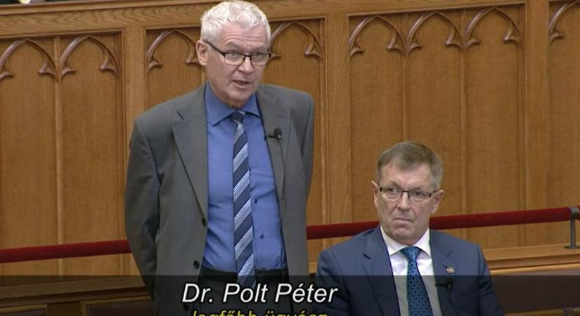 Polt Péter „meggyőződése”, hogy az ügyészségi iratokba nem lehet belenyúlni