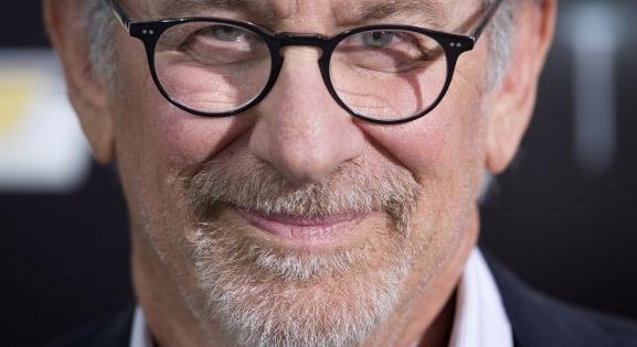 Steven Spielberg azt állítja, egy nő meg akarja ölni