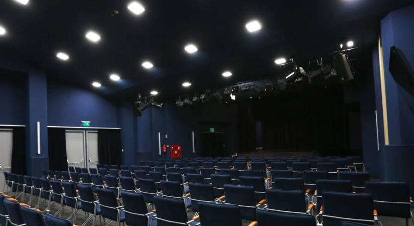 Nyári színház a 6SZIN-ben – Játszóhely-pályázat társulatok, színházak számára