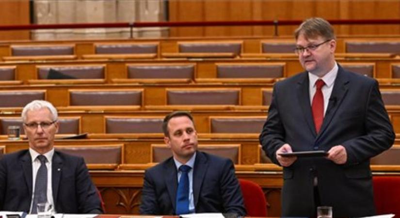 Parlamenti vita a jogalkotási törvény módosításáról