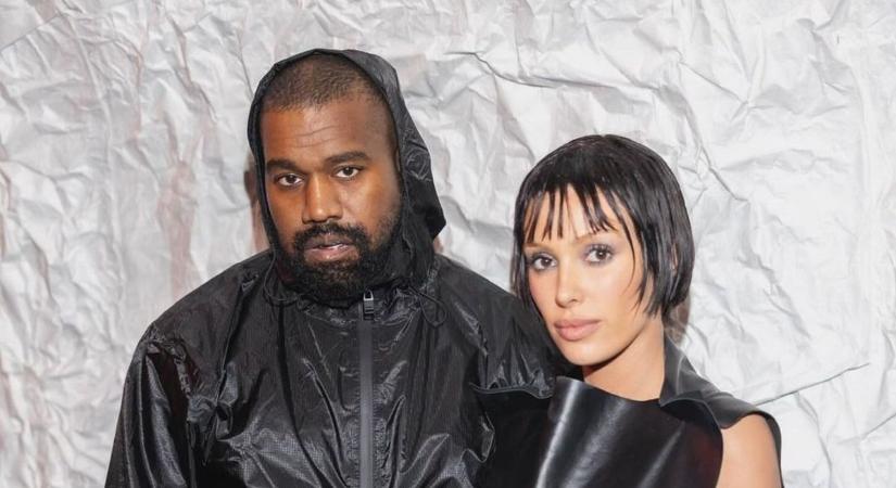Kanye West felesége bugyiban ment ki az utcára - kép
