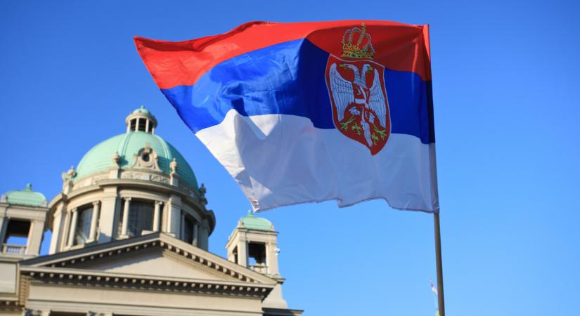Az orosz mellett az amerikai-német vakcinát is forgalmaznák Szerbiában