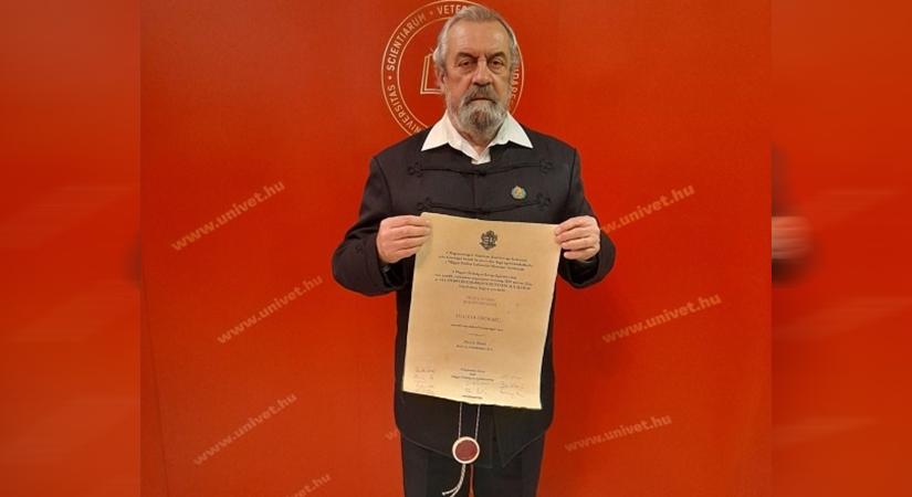 Magyar Örökség díjat kapott Pécsi L. Dániel