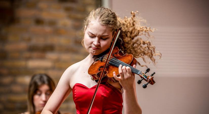 Május 5-ig várják a jelentkezéseket a Fehér Ilona Nemzetközi Hegedűversenyre