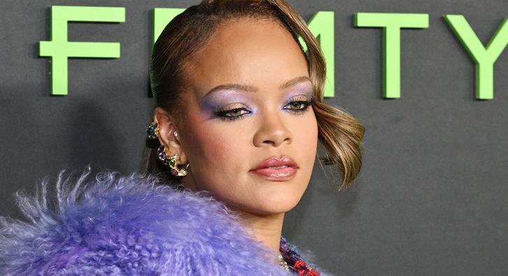 Rihanna bizarr fotója mindent elárul arról, hogy éli meg az anyaságot