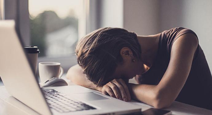 Burnout szindróma elkerülése: Hogyan őrizd meg a lelkesedésed és a mentális frissességed