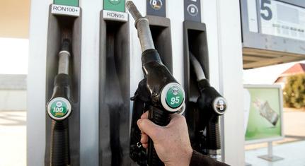 A benzinkutasok szerint a kormány miatt drágul az üzemanyag Magyarországon