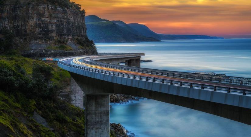 Látványos híd köti össze Ausztrália part menti városait