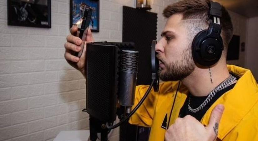 "Csakis a szívedre és magadra hallgass" – Depressziójáról mesélt a magyar rapper