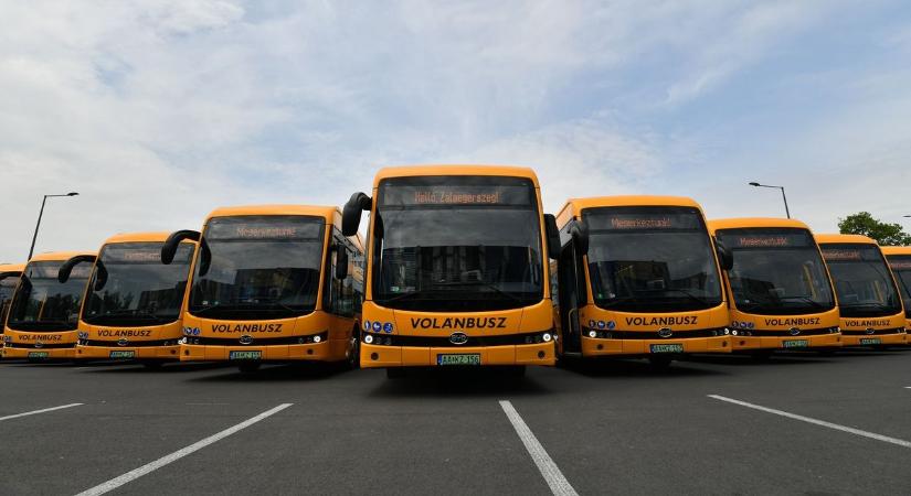 Pályázati támogatással szerezhet be 20 új elektromos autóbuszt a Volánbusz