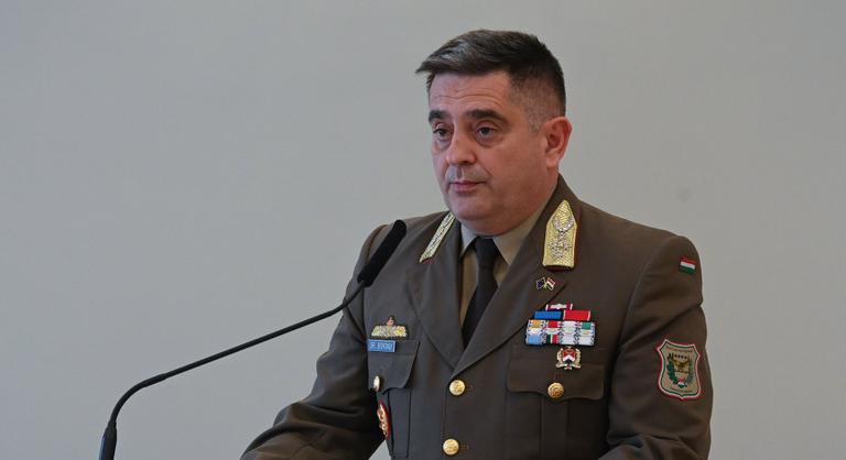 Magyarországon járt az EU Katonai Bizottságának elnöke