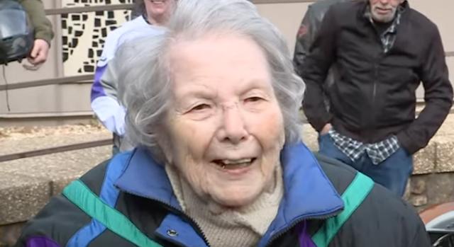 "Minden este megiszom egy pohár bort" - A hosszú élet titkáról vallott a 104 éves nő
