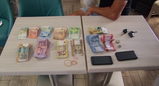Illegális kanizsai valutaváltás: pénzt foglaltak le és ingatlanokat vettek zár alá több mint 85 millió forint értékben