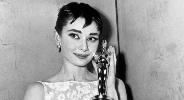 A 7 legjobb Audrey Hepburn film, amit látnod kell