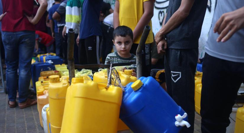 Helyreállítja a Gázai övezet vízvezetékeit Izrael