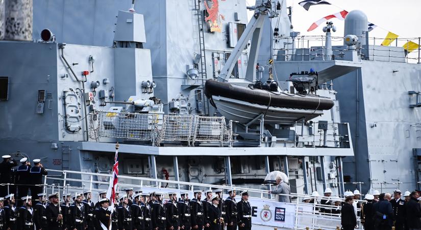 Megérkeztek az angliai támaszpontra az Ukrajnának szánt brit aknaszedő hajók