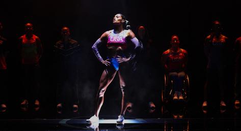 Kiakadtak az amerikai női atléták a Nike olimpiai mezein, mert túl sokat mutat ott, ahol nagyon nem kéne neki