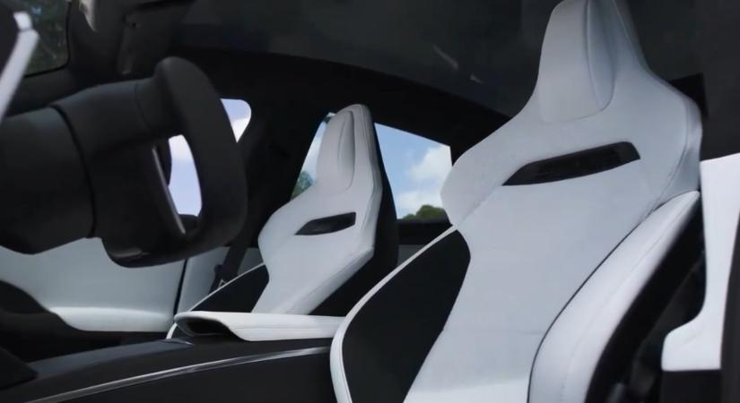 Teljesítményéhez méltó üléseket kap a Tesla Model S Plaid