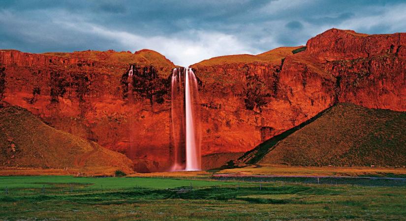 Izland természeti látnivalói közül kiemelkednek a vízesések.