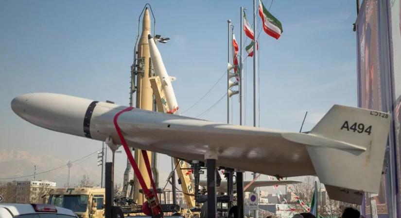 Irán drónok ezreit indította Izrael felé