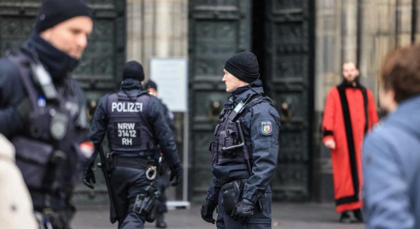 Templomokban és rendőrök ellen készülhetett terrortámadások elkövetésére négy tinédzser Németországban
