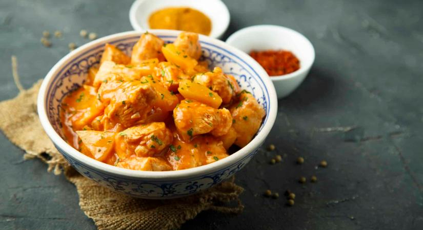 Ananászos curry szójával: mindössze 30 perc alatt elkészül