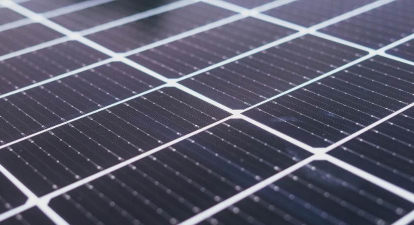 Forradalom a napelemek piacán: majdnem dupla energia