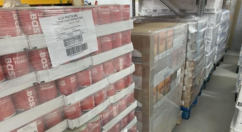 Újabb tizenhét tonna élelmiszer Svédországból Nyíregyházán át Kárpátaljára