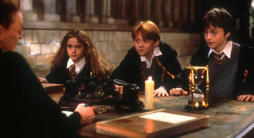 Ismét alakul a balhé a Harry Potter körül: J. K. Rowling félreérthetetlen üzenet küldött a főszereplőknek
