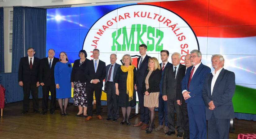 A KMKSZ közgyűlése Beregszászon - Harmincöt éve a kárpátaljai magyarság szolgálatában