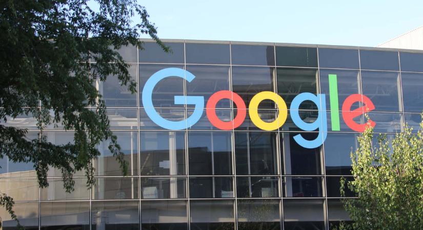 A Google kémkedett dolgozói után a kirúgásuk előtt