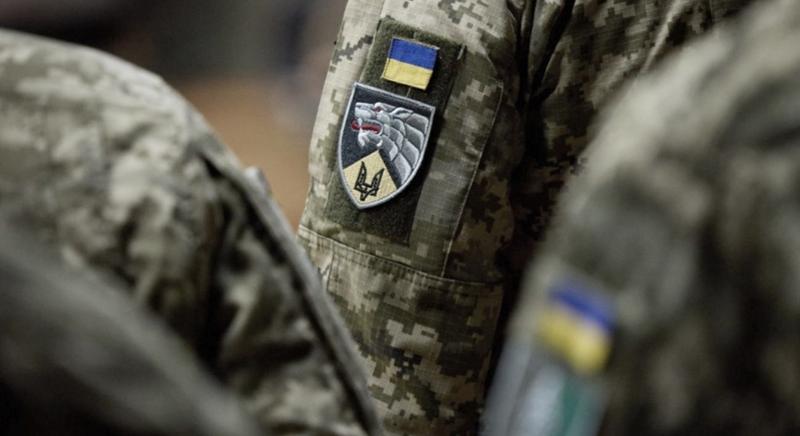 Az új elektronikus névjegyzék alapján a munkahelyükön is elérhetik az ukrán hadköteleseket