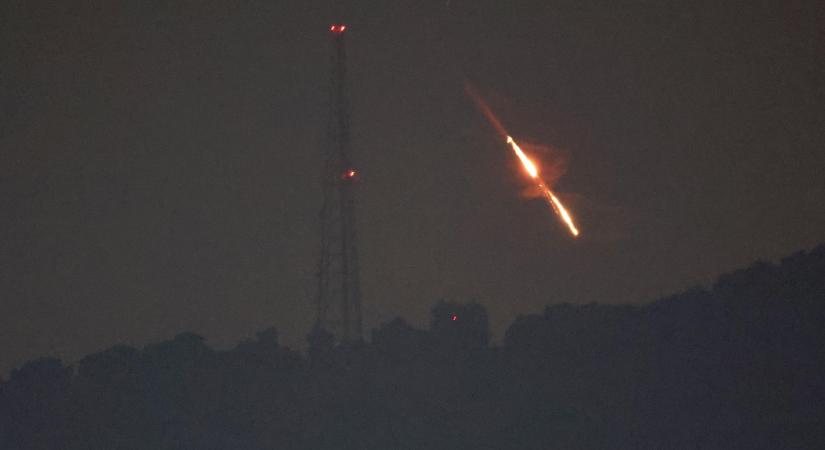 Elfogták az Izraelre lőtt ballisztikus rakétákat  videó