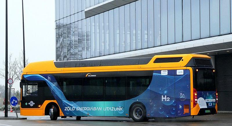 Eddig beváltak a hidrogénes buszok Magyarországon