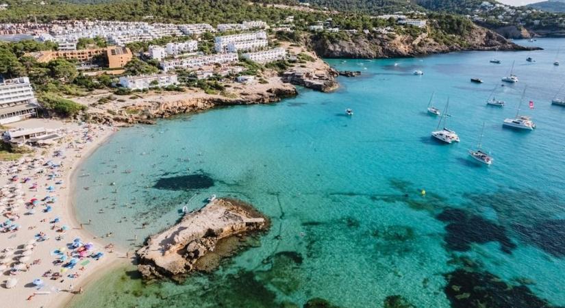 Lakhatási válság alakult ki Ibiza szigetén, aminek a turizmus láthatja kárát