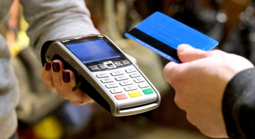 Bankkártya vagy mobil app? - A biztonsági szakértő elárulja, melyikkel érdemes fizetni!