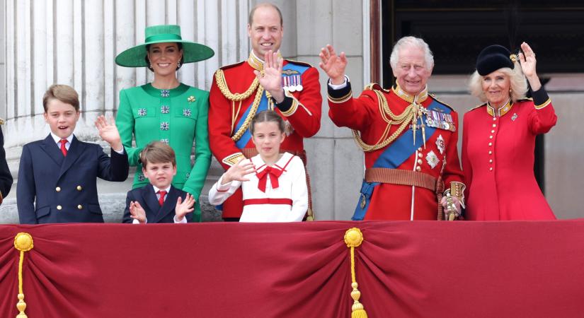 Régóta nem tapasztalt válsággal néz szembe az angol királyi család