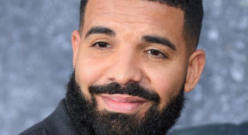 Karácsonyi tipp: ajándékozzon Drake-illatú gyertyát szeretteinek!