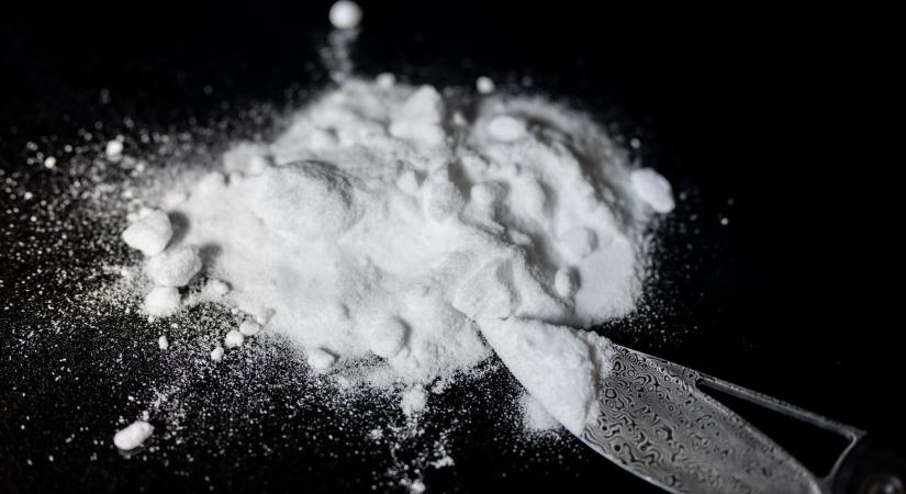 Óriási mennyiségű, több mint egy tonna kokaint foglaltak le Szenegálban